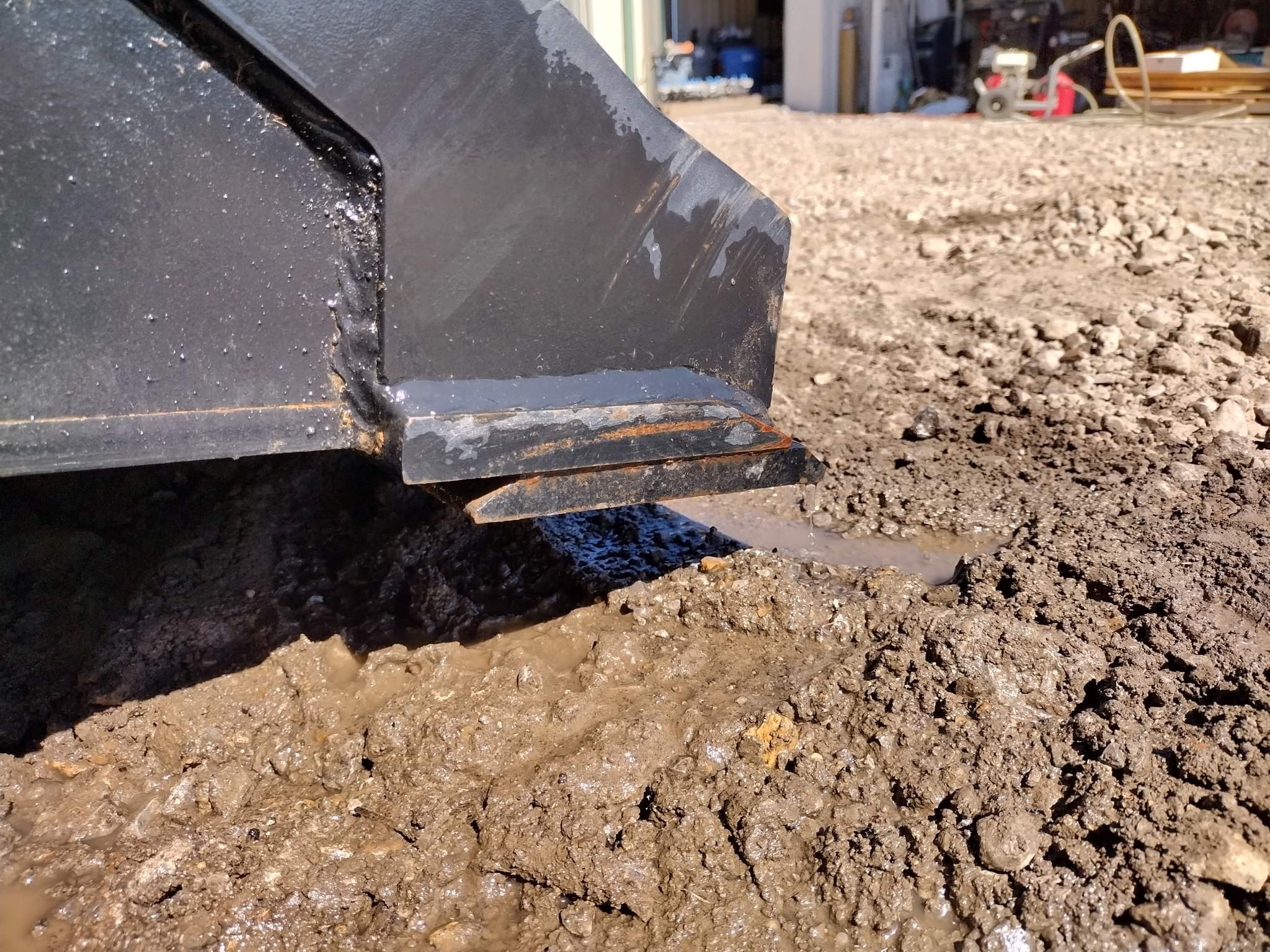 received 3182993391954050