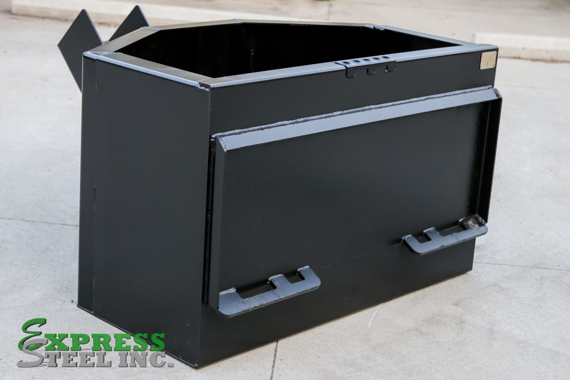 Concrete Bucket 10 scaled 1