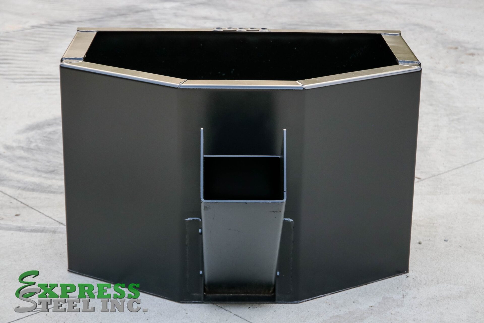 Concrete Bucket 5 scaled 1