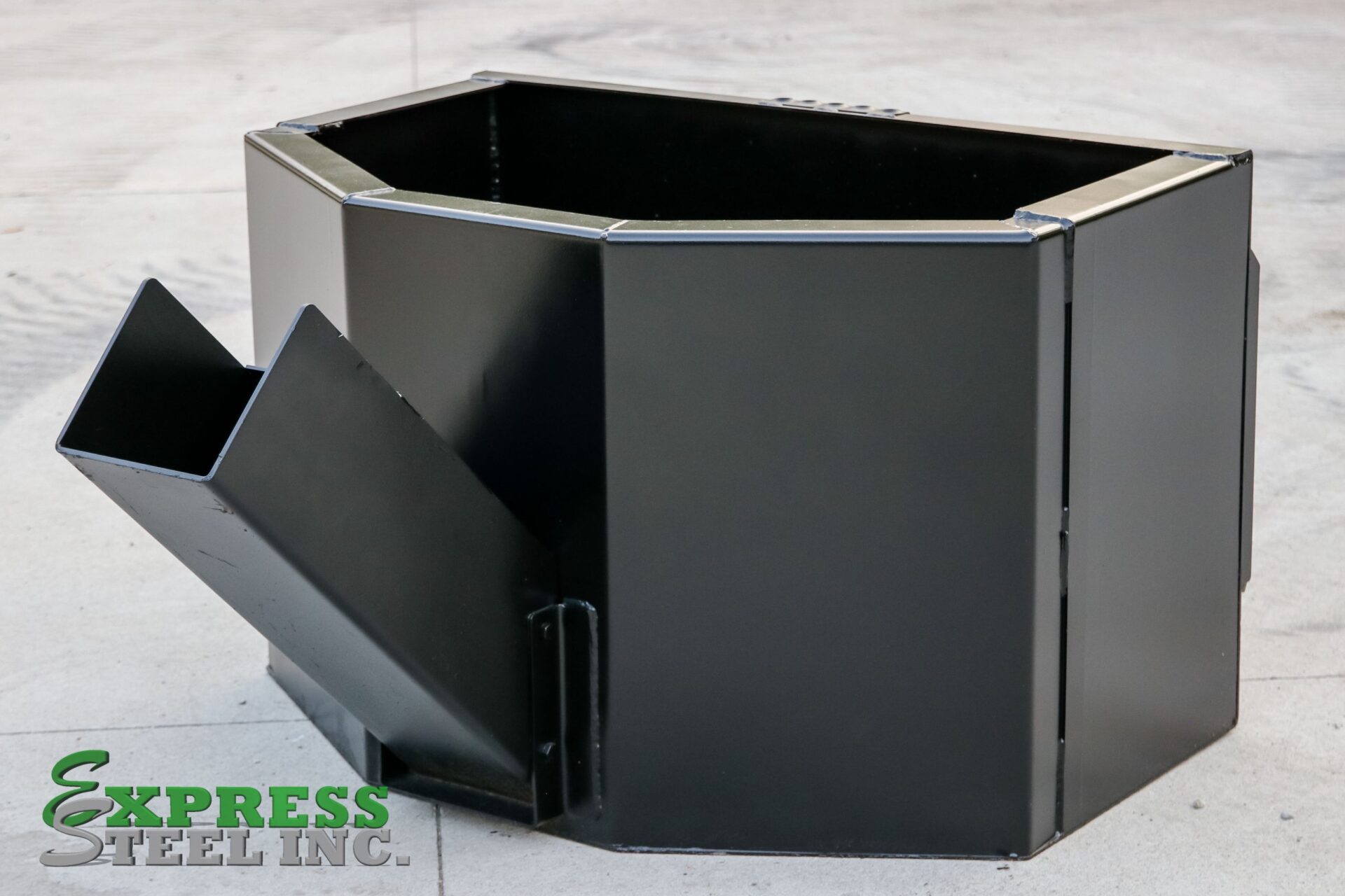 Concrete Bucket 6 scaled 1