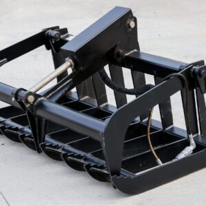 48 Grapple mini bobcat 4 scaled 1