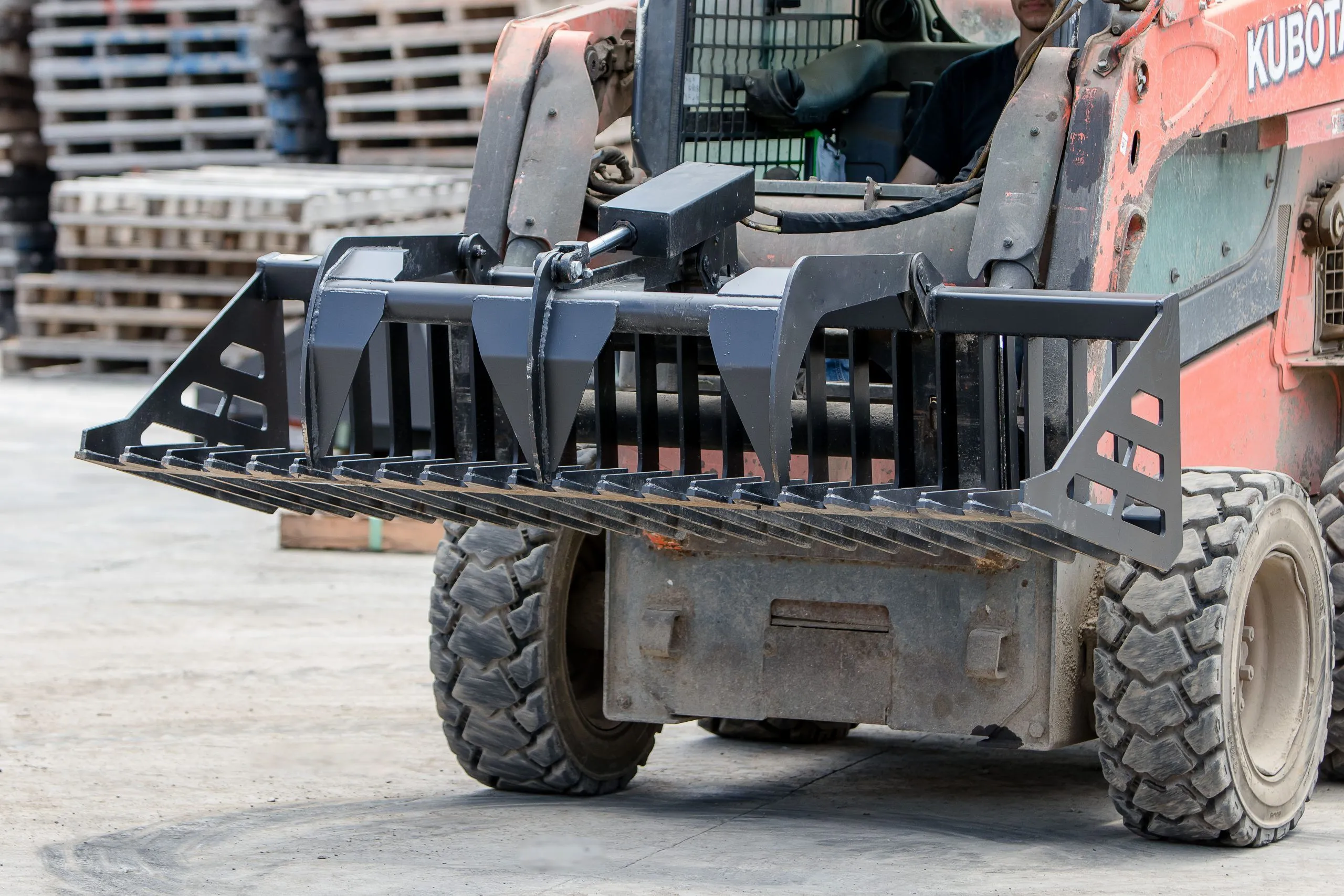 Express Steel Rock Bucket Grapple - Image 3