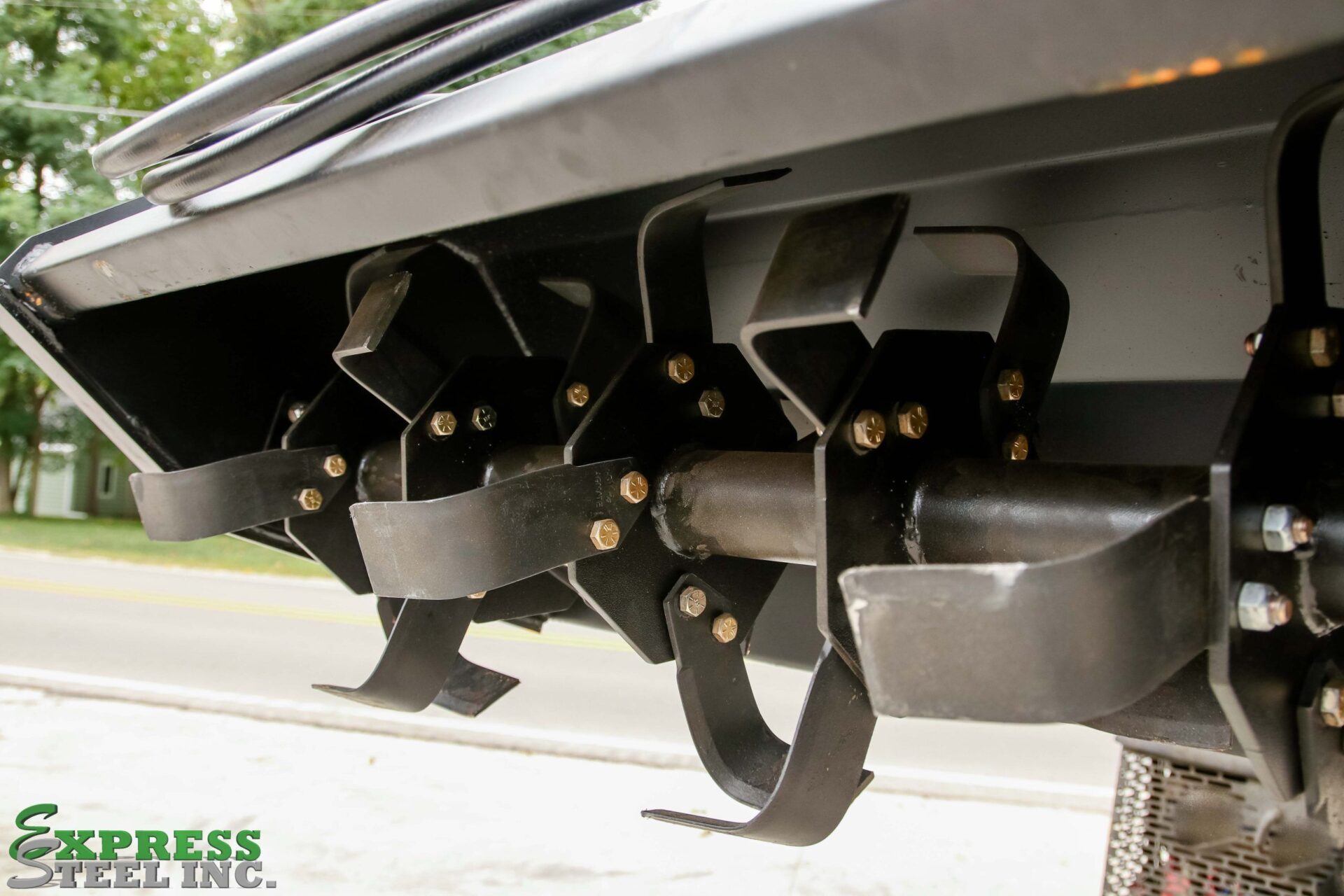 Tiller toro 4 scaled 1