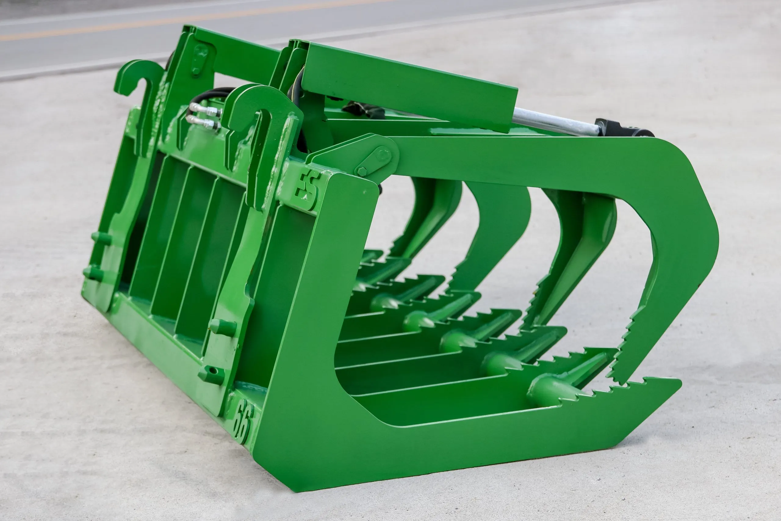 Express Steel John Deere Compact Grapple - Image 4